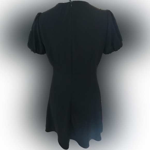 Cute Black Short Sleeve Dress with White Lace Zipper Size Large - Picture 2 of 8